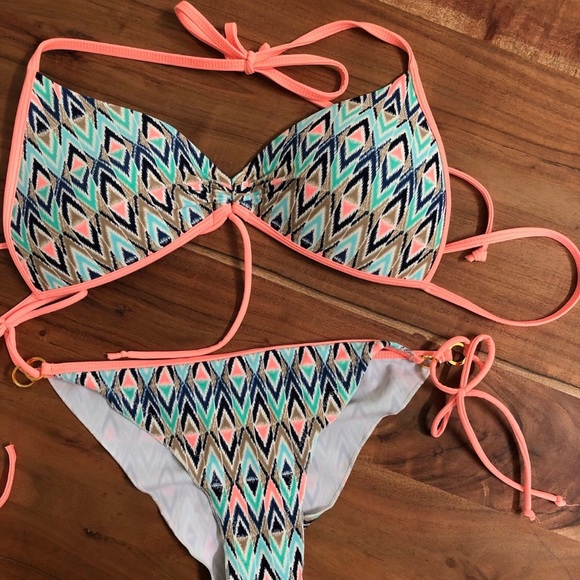 Swimsuit body glove